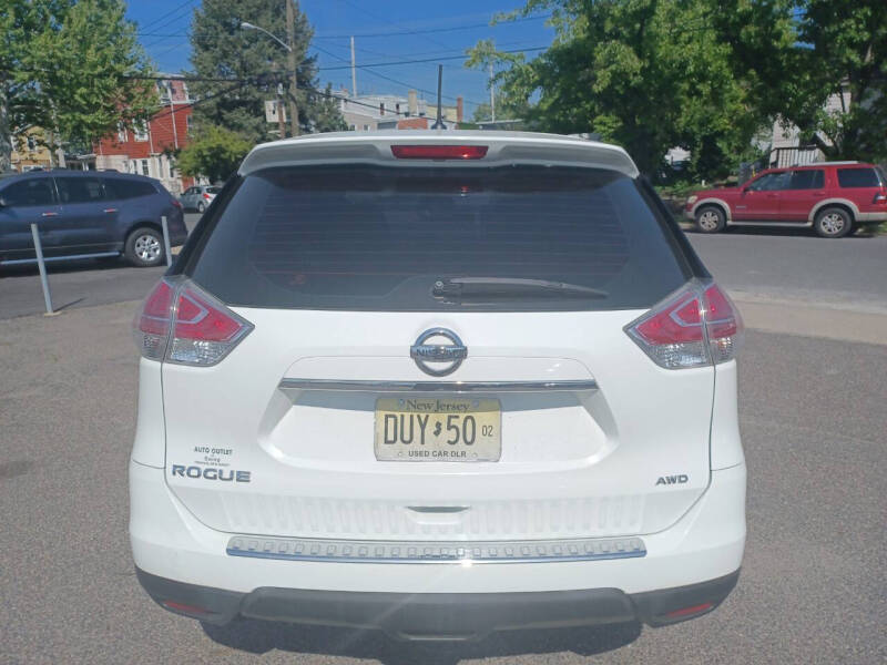 2016 Nissan Rogue S