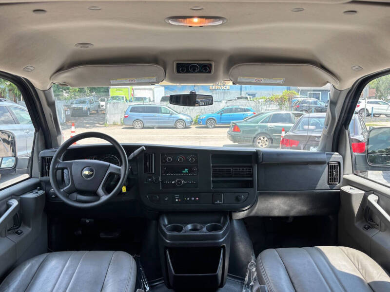 2017 Chevrolet Express LS 3500