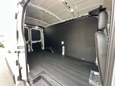 2025 Ford Transit 250