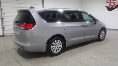 2019 Chrysler Pacifica L