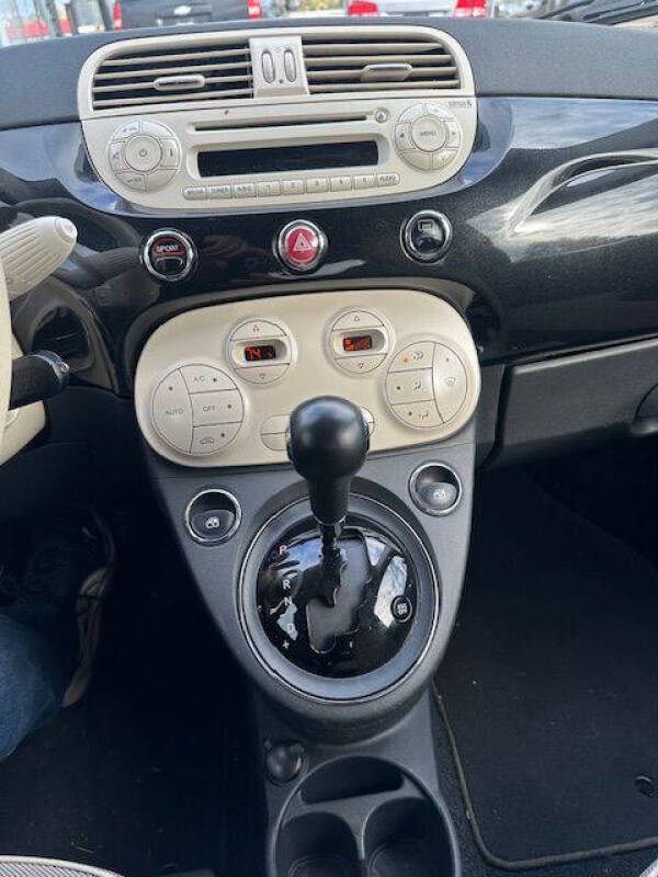 2012 FIAT 500 Lounge