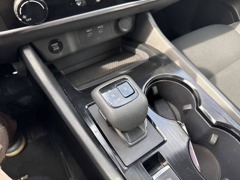 2024 Nissan Rogue S