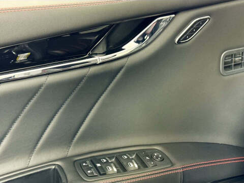 2023 Maserati Quattroporte Modena Q4