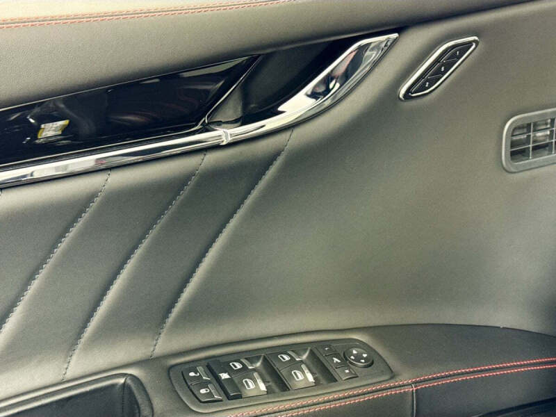 2023 Maserati Quattroporte Modena Q4