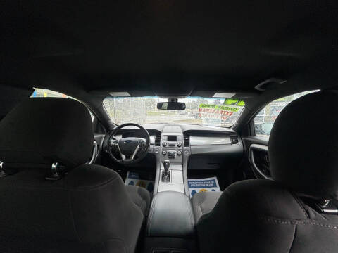 2014 Ford Taurus SEL