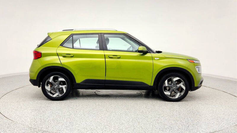 2021 Hyundai Venue SEL