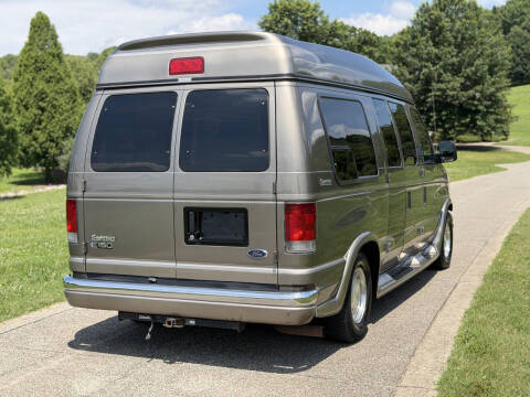 2003 Ford E-Series E-150