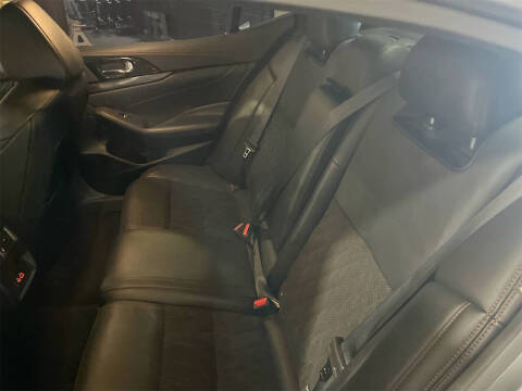 2023 Nissan Maxima 3.5 SR