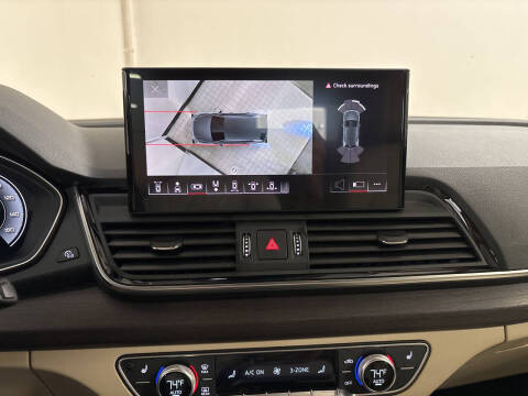 2022 Audi Q5 quattro Premium Plus 40 TFSI