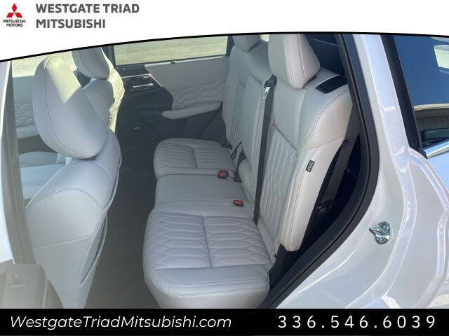 2026 Mitsubishi Outlander SEL
