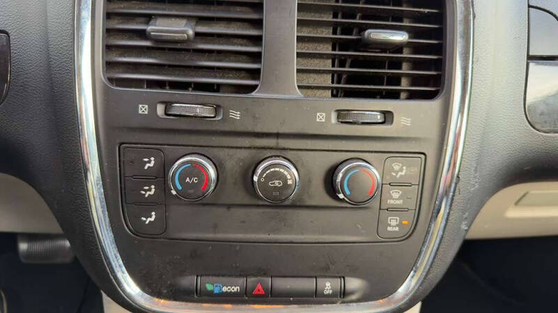 2015 Dodge Grand Caravan SE Plus