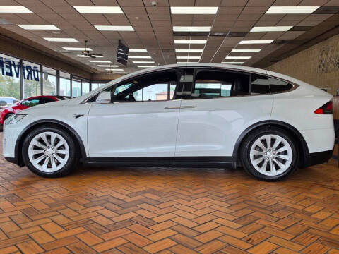 2020 Tesla Model X Long Range Plus