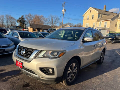 2017 Nissan Pathfinder SV