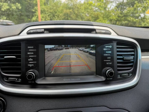 2017 Kia Sorento LX