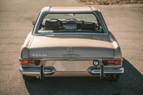 1970 Mercedes-Benz 280-Class