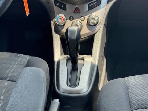 2016 Chevrolet Sonic LT Auto