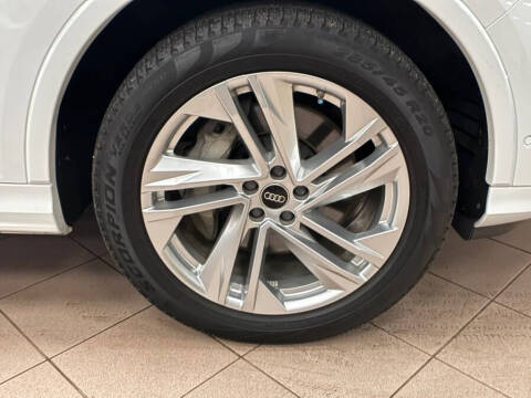 2022 Audi Q7 quattro Premium Plus 55 TFSI