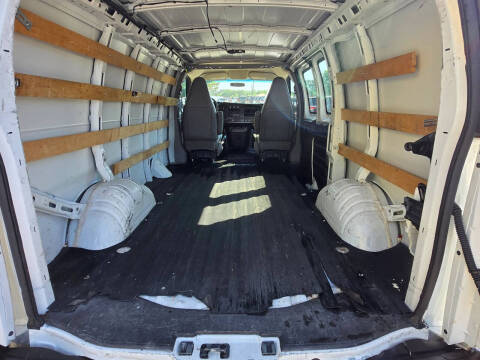 2017 GMC Savana 2500