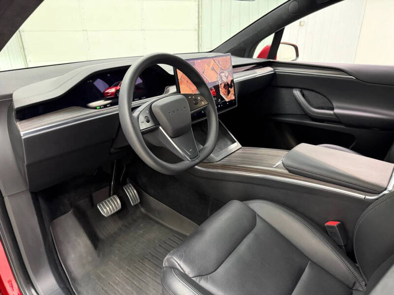 2023 Tesla Model X Standard Range