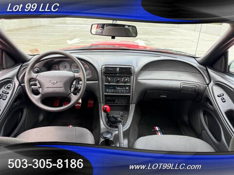 2000 Ford Mustang
