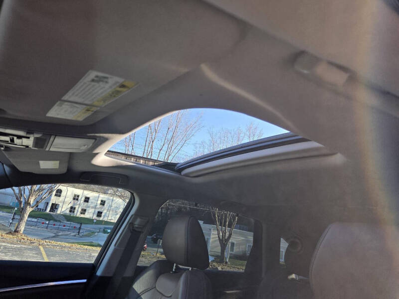 2017 Acura MDX SH-AWD w/Advance