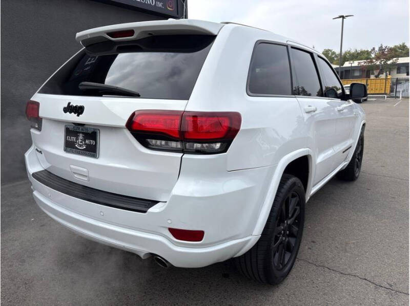 2019 Jeep Grand Cherokee Altitude
