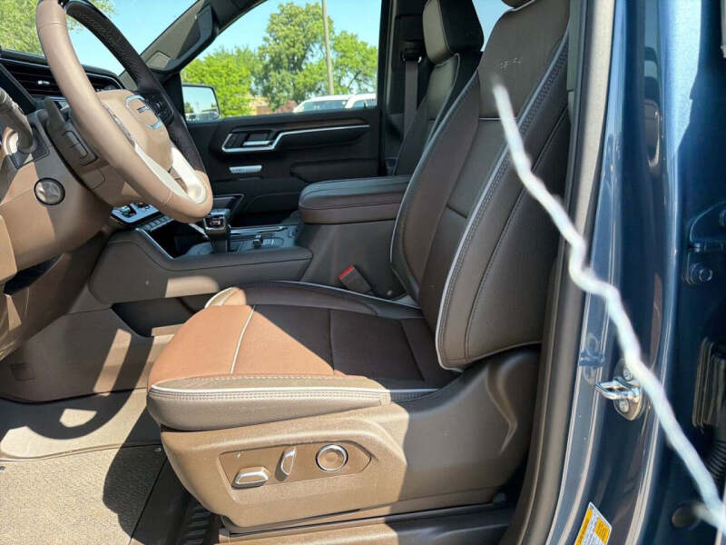 2026 GMC Sierra 1500 Denali - Photo 14
