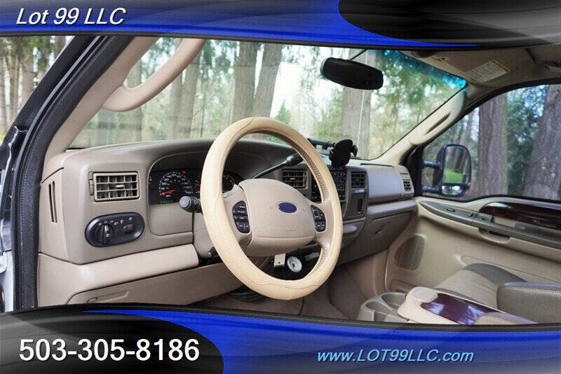 2004 Ford Excursion Eddie Bauer