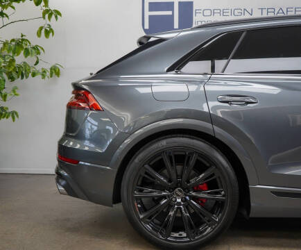 2023 Audi SQ8 4.0T quattro Premium Plus