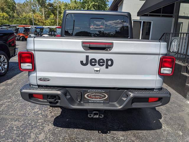 2023 Jeep Gladiator Sport