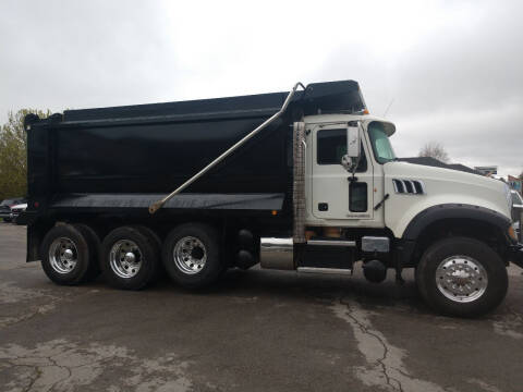 2014 Mack Granite