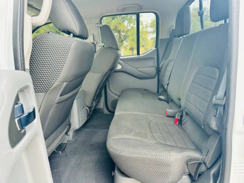 2019 Nissan Frontier Desert Runner