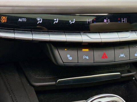 2024 Cadillac XT4 Luxury