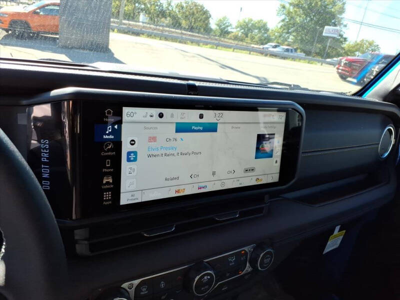 2025 Jeep Gladiator High Tide