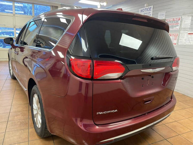 2018 Chrysler Pacifica Touring L Plus