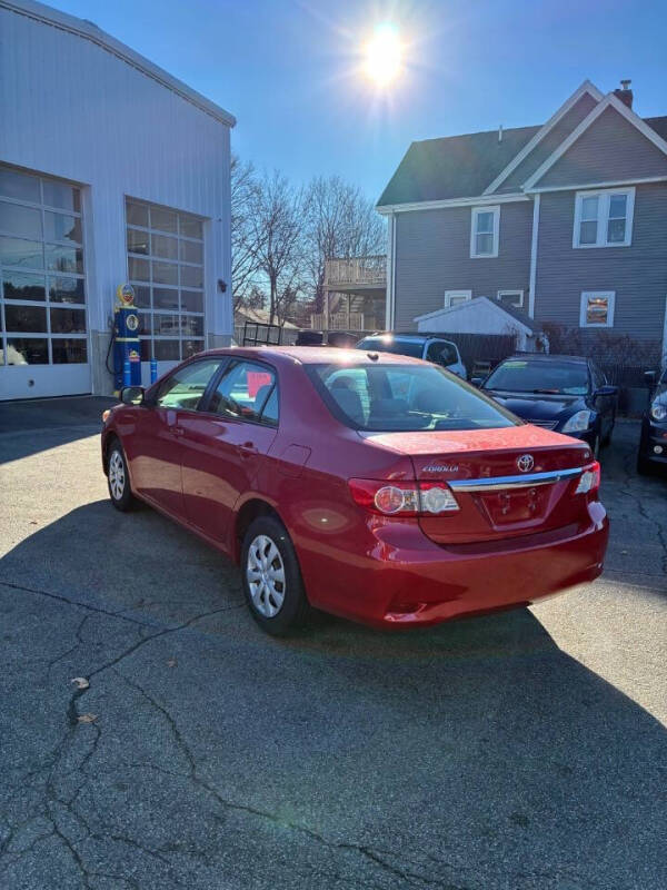 2011 Toyota Corolla LE
