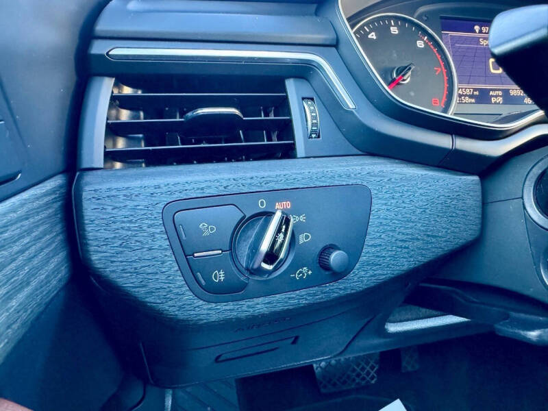 2017 Audi A4 2.0T quattro Premium