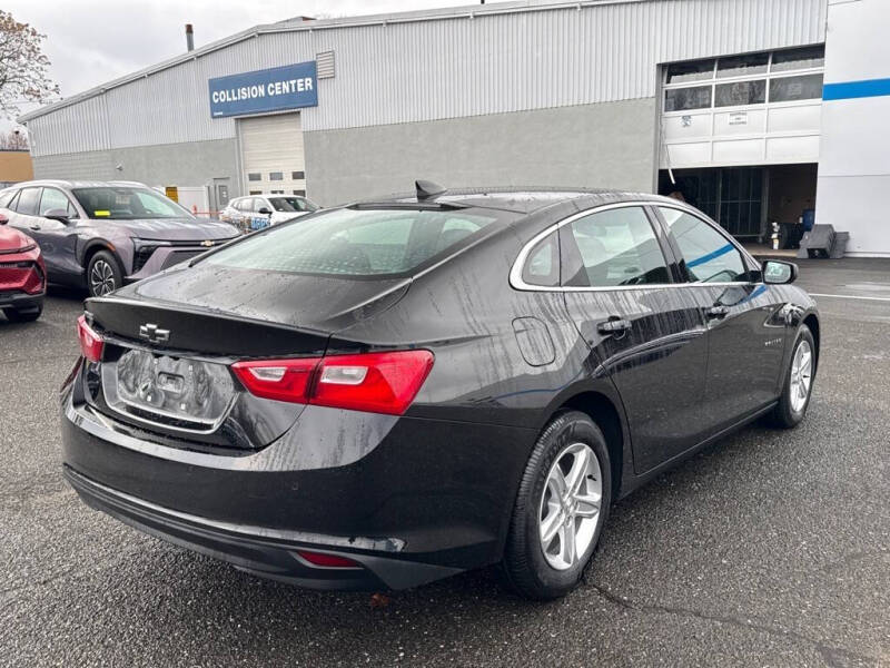 2024 Chevrolet Malibu LS