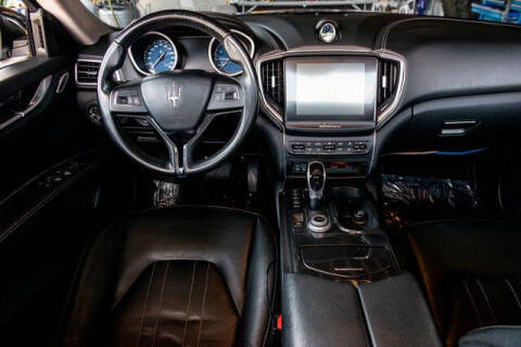 2017 Maserati Ghibli