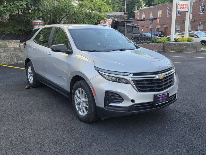 2022 Chevrolet Equinox LS