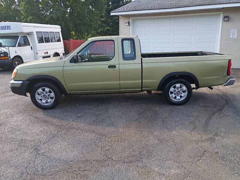 1998 Nissan Frontier XE