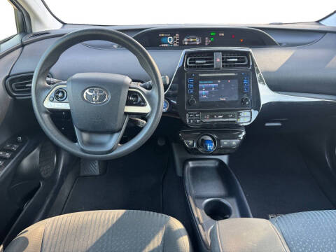 2016 Toyota Prius Two