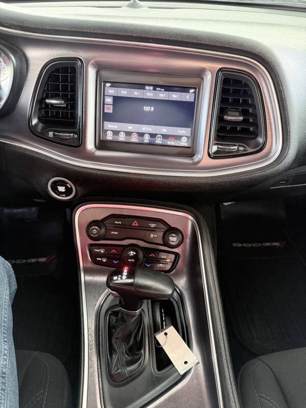 2018 Dodge Challenger SXT