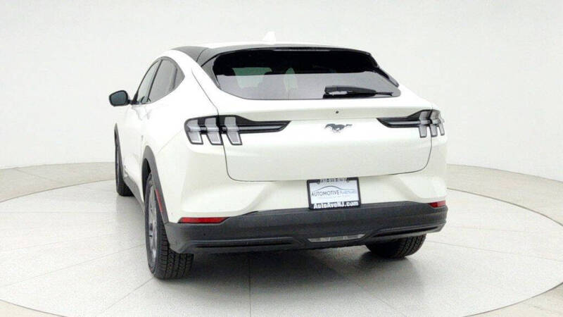 2021 Ford Mustang Mach-E Select