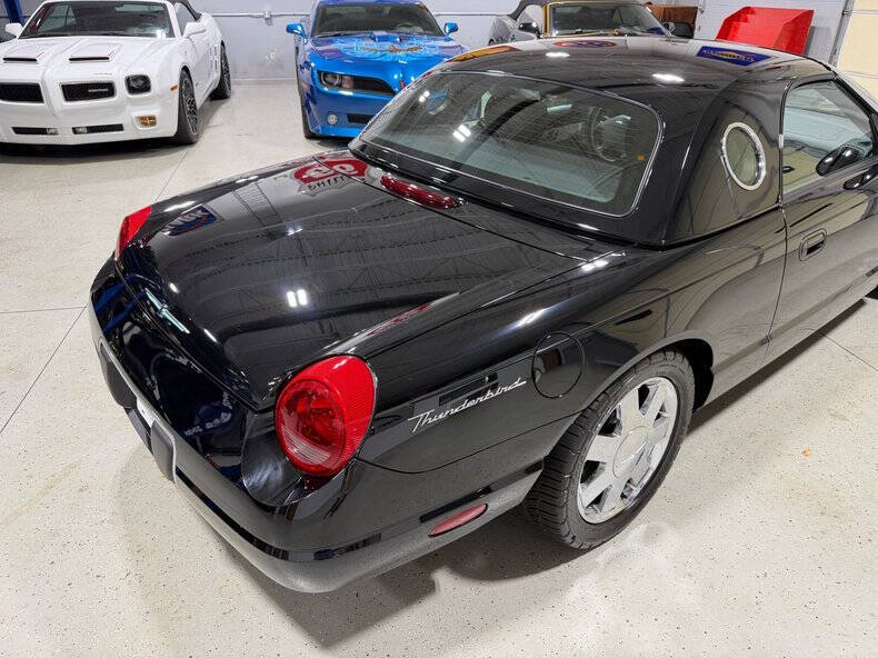 2002 Ford Thunderbird Deluxe