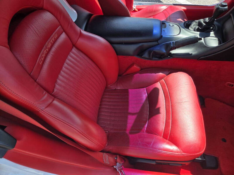 2004 Chevrolet Corvette