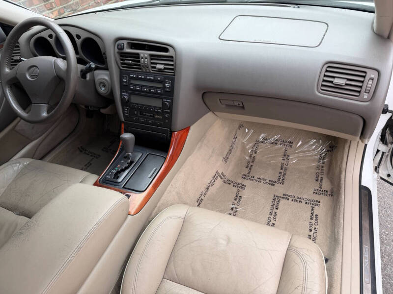 2000 Lexus GS 300