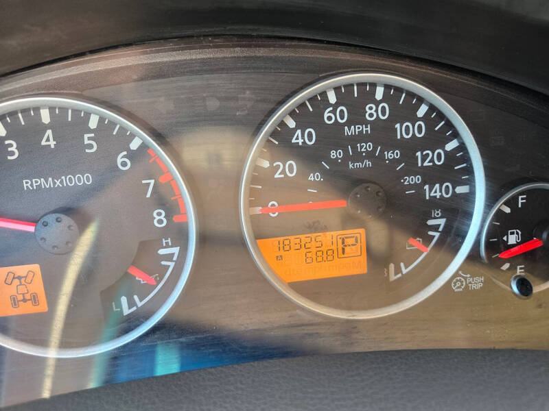 2011 Nissan Pathfinder Silver Edition