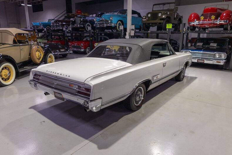 1965 Oldsmobile Cutlass
