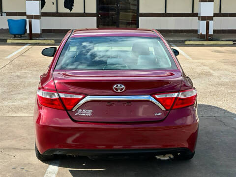 2017 Toyota Camry LE